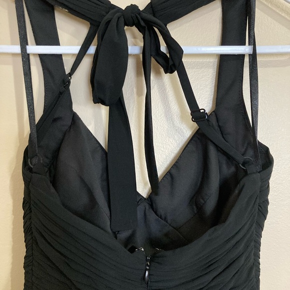 Black cocktail/prom/evening gown size 02 - Picture 2 of 7